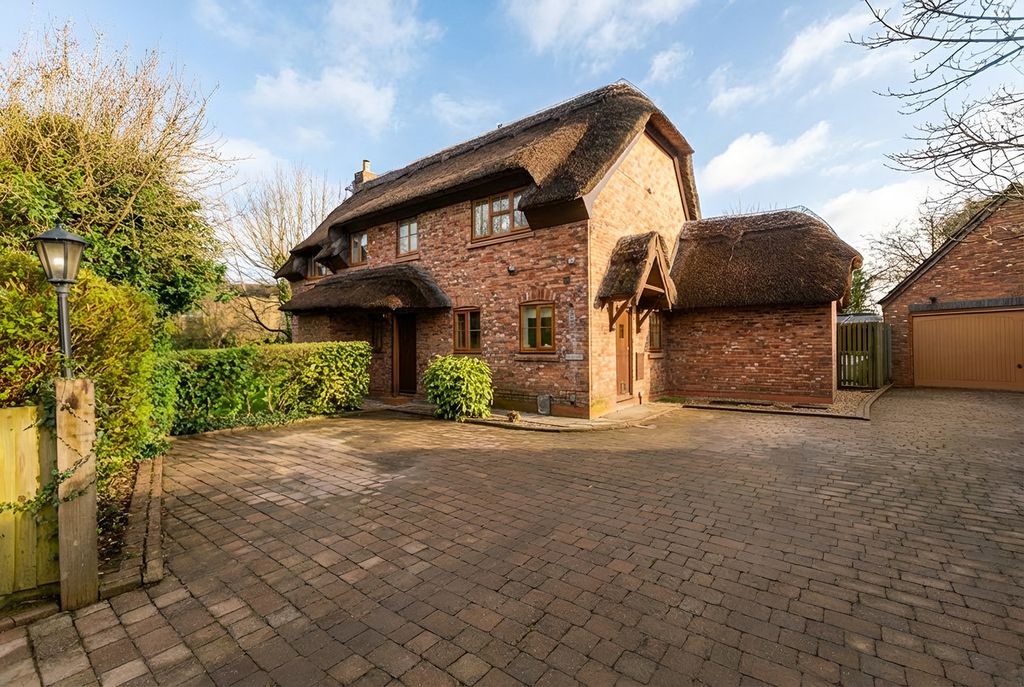 Property photo 1 of 35