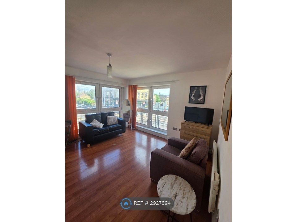 Property photo 2 of 7