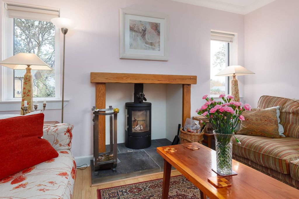 Property photo 3 of 19