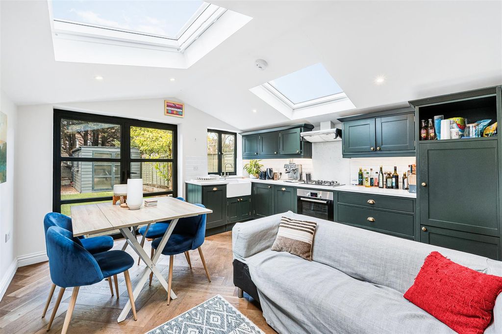 Property photo 1 of 14 York Road-4.Jpg
