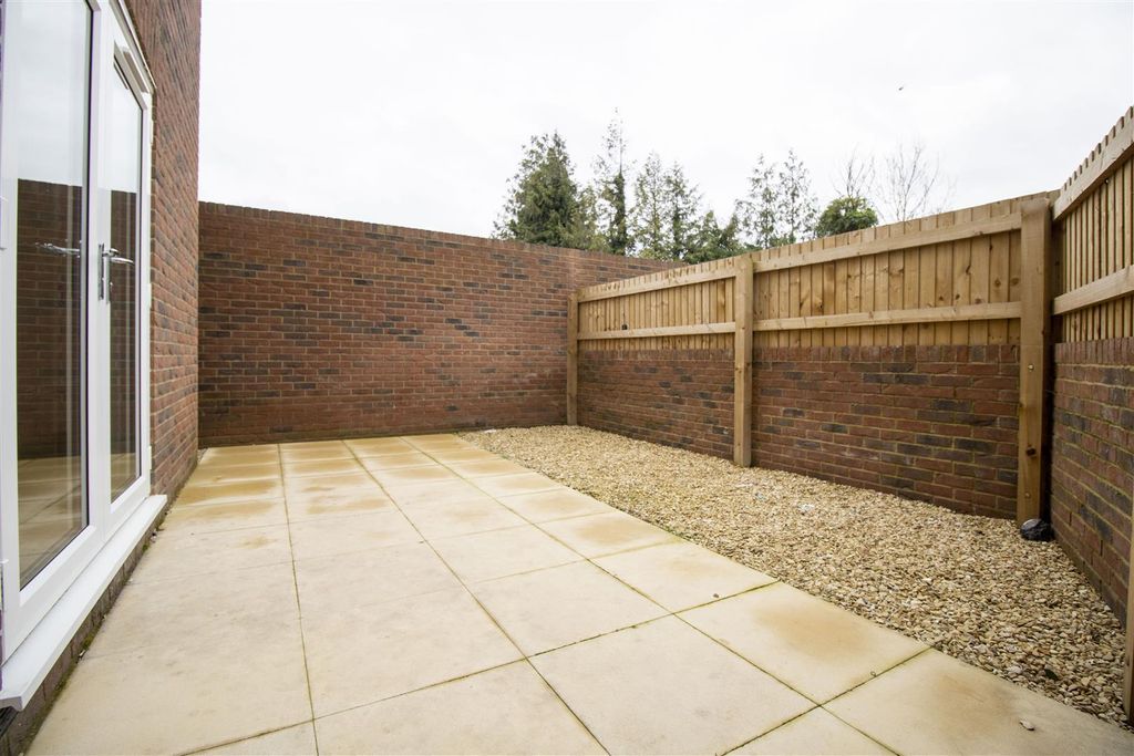 Property photo 3 of 5 33.Jpg