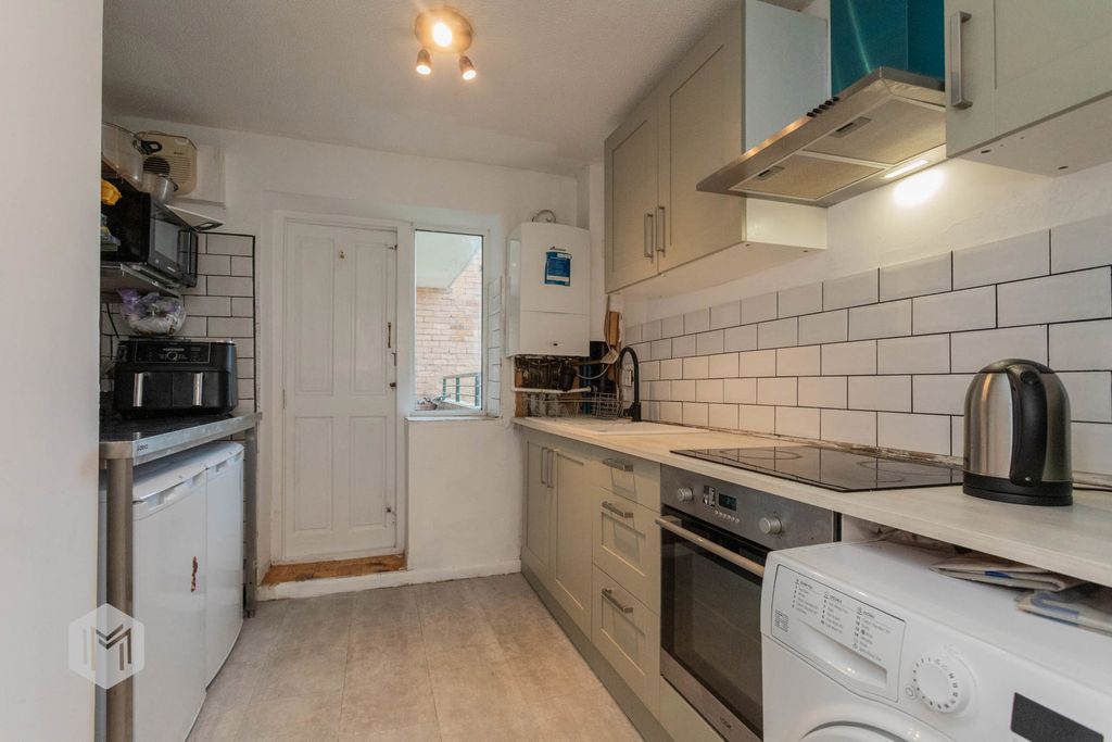 Property photo 3 of 26 Photograph