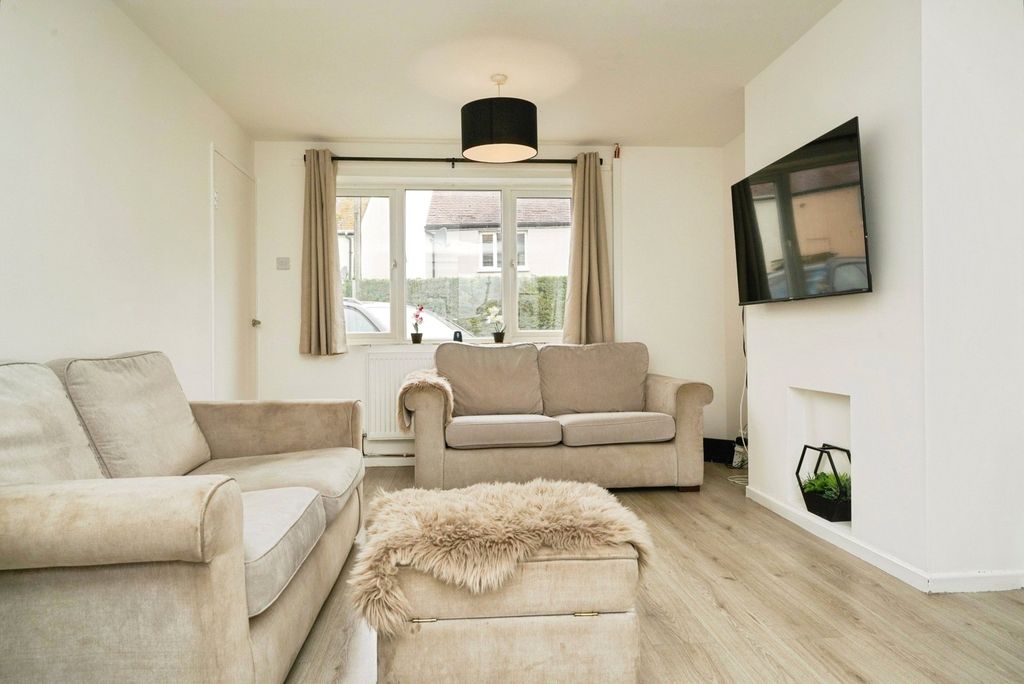 Property photo 2 of 16 Picture No. 07