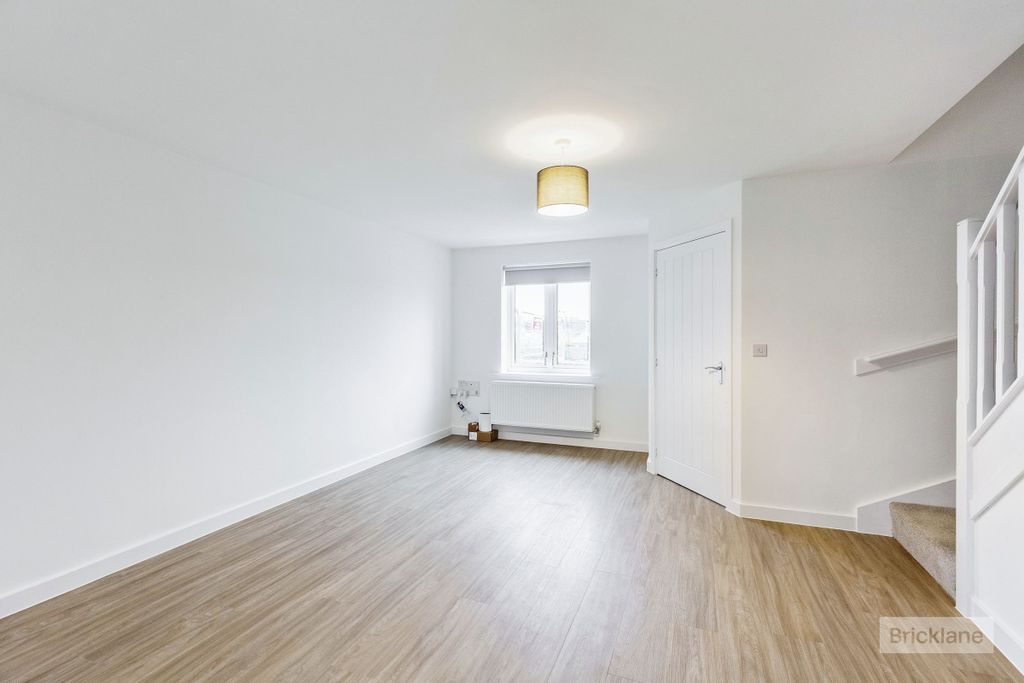 Property photo 2 of 13 Image