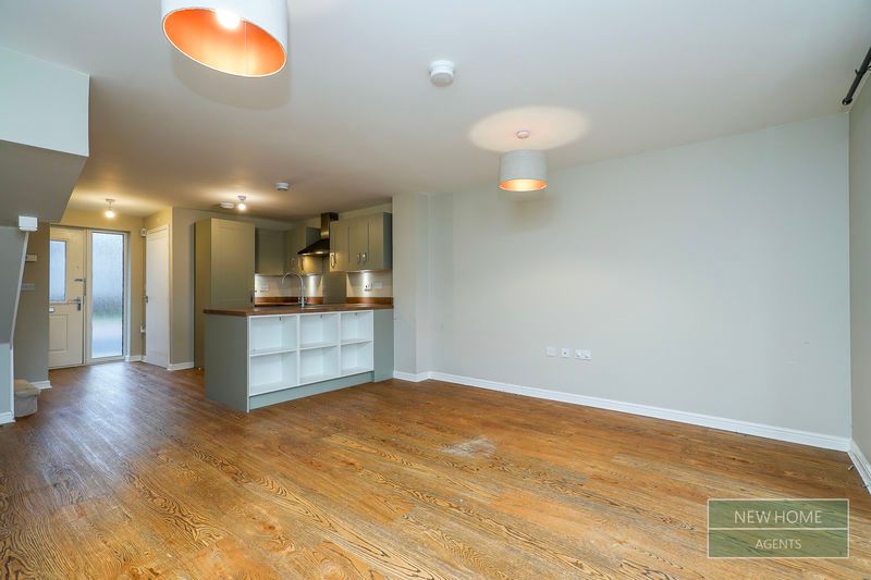 Property photo 2 of 17 Photo 10