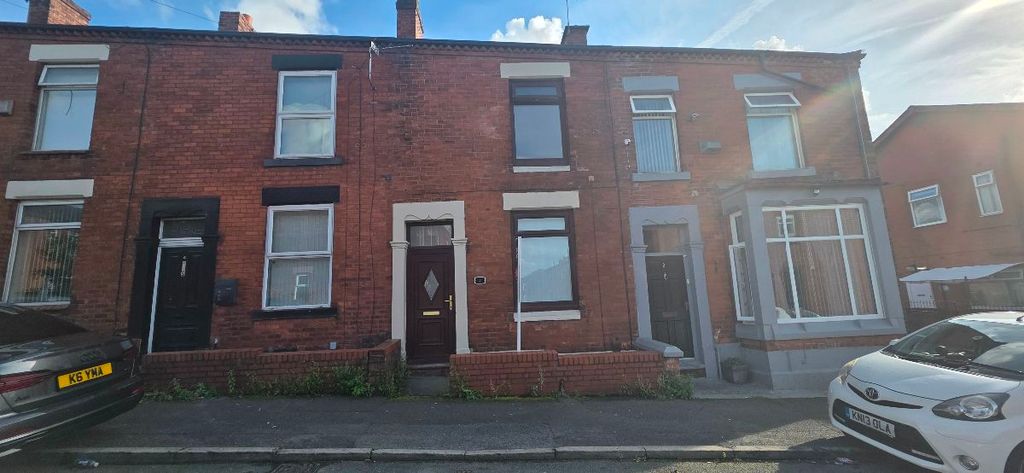 Property photo 1 of 22