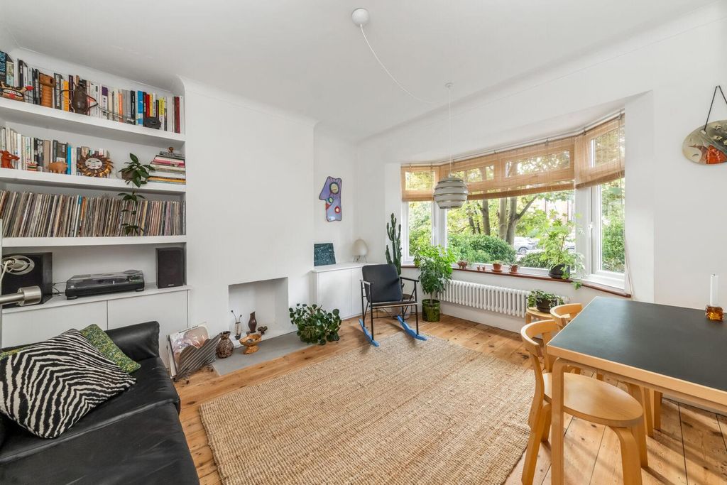 Property photo 1 of 13 1