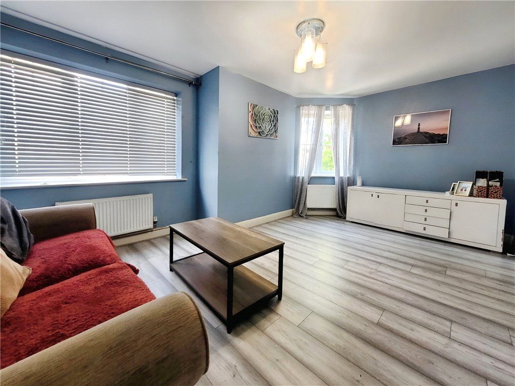 Property photo 2 of 8 Reception Room