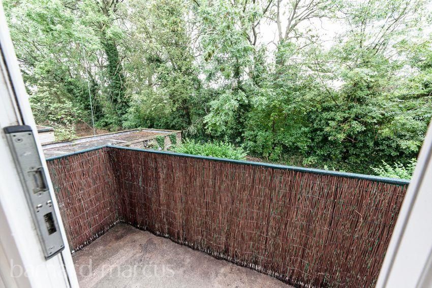 Property photo 2 of 9 Balcony
