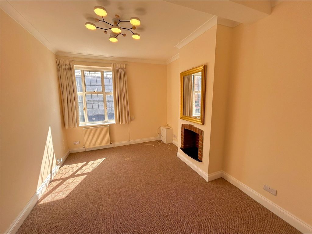 Property photo 3 of 12 Picture No. 60