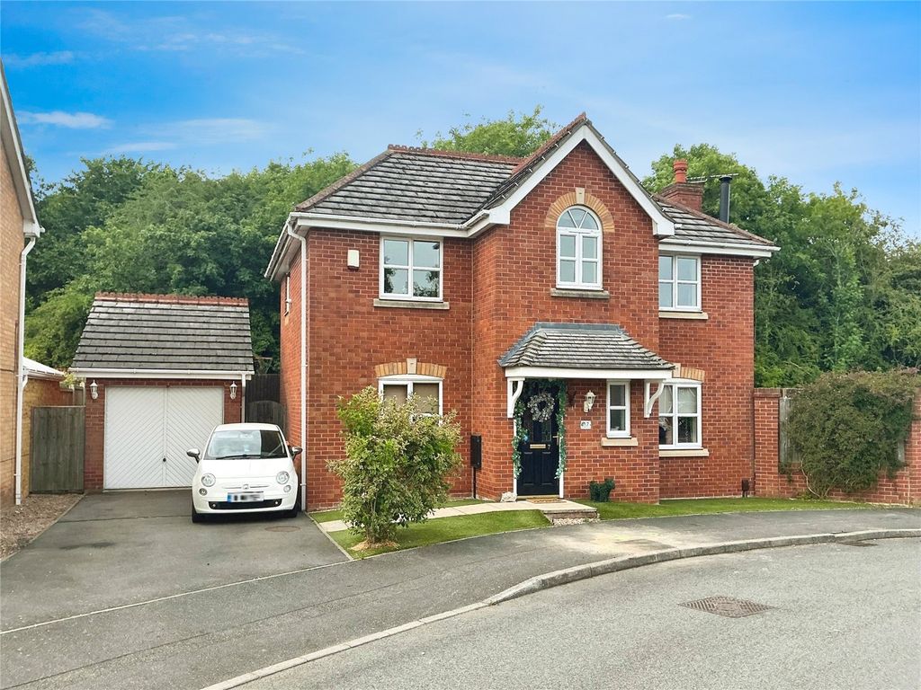 Property photo 1 of 22 Picture No. 28