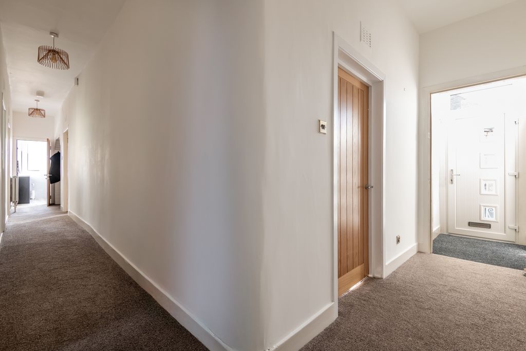 Property photo 3 of 33 Inner Hallway