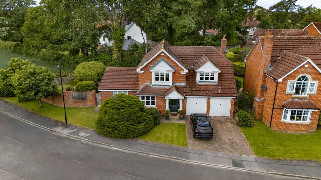Property photo 1 of 27