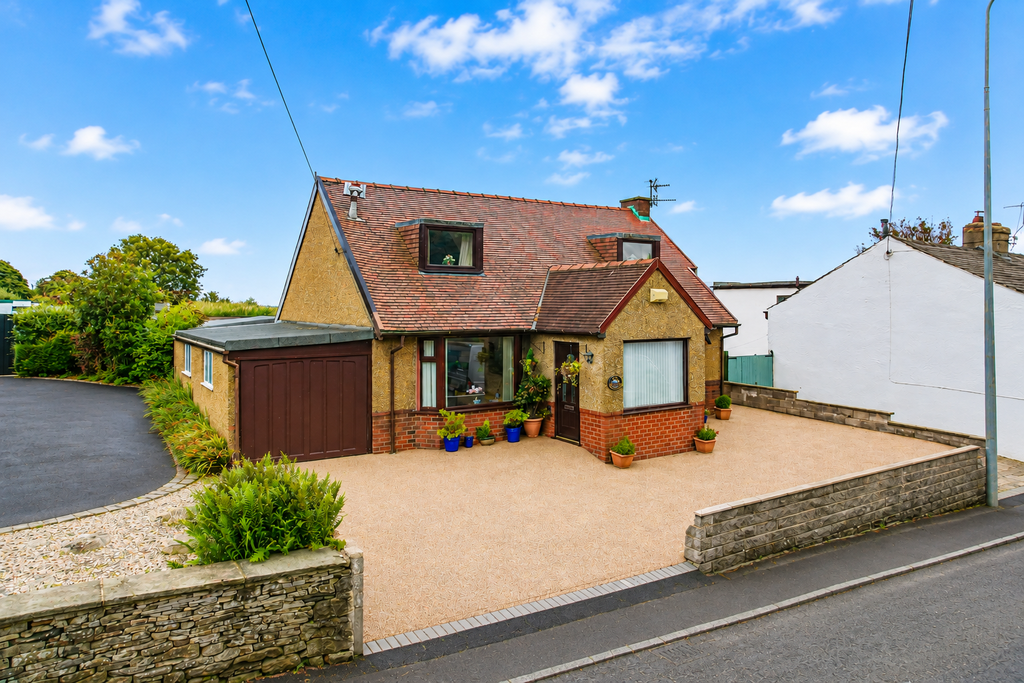Property photo 1 of 30
