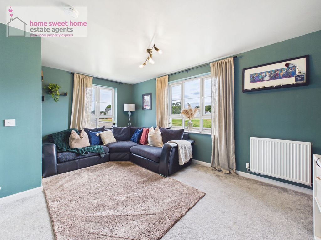 Property photo 2 of 36