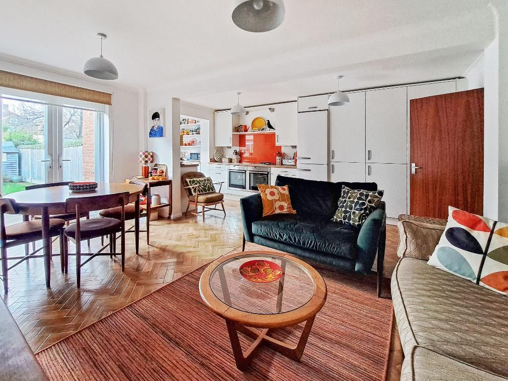 Property photo 2 of 11 Photo 2