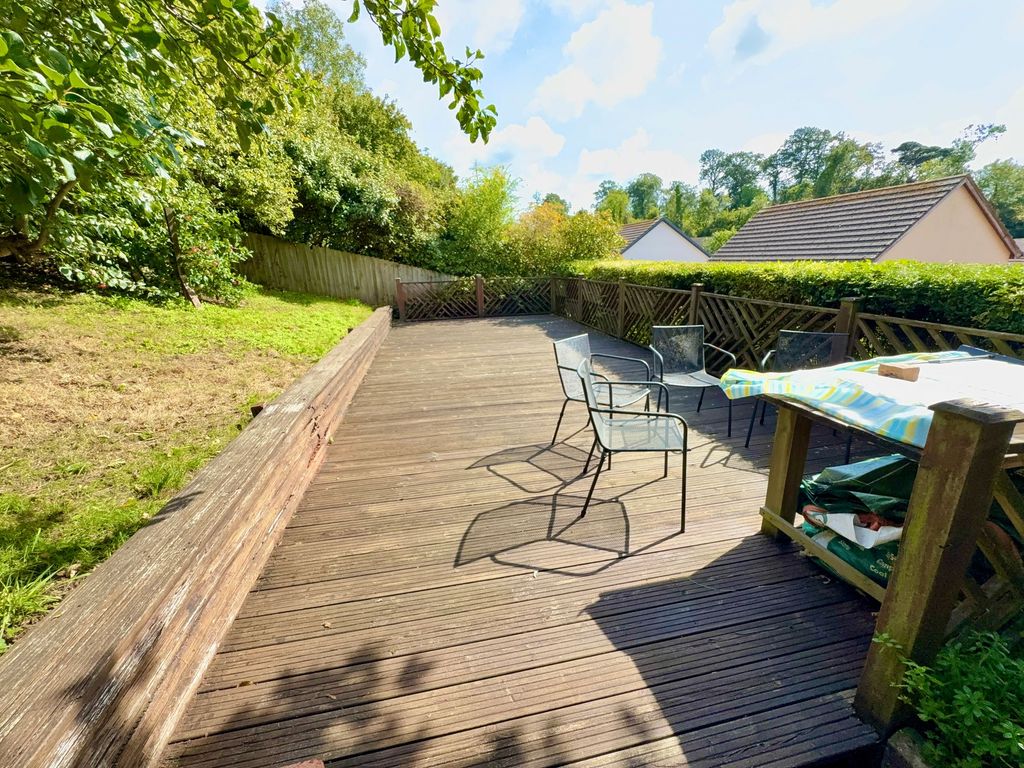 Property photo 3 of 28