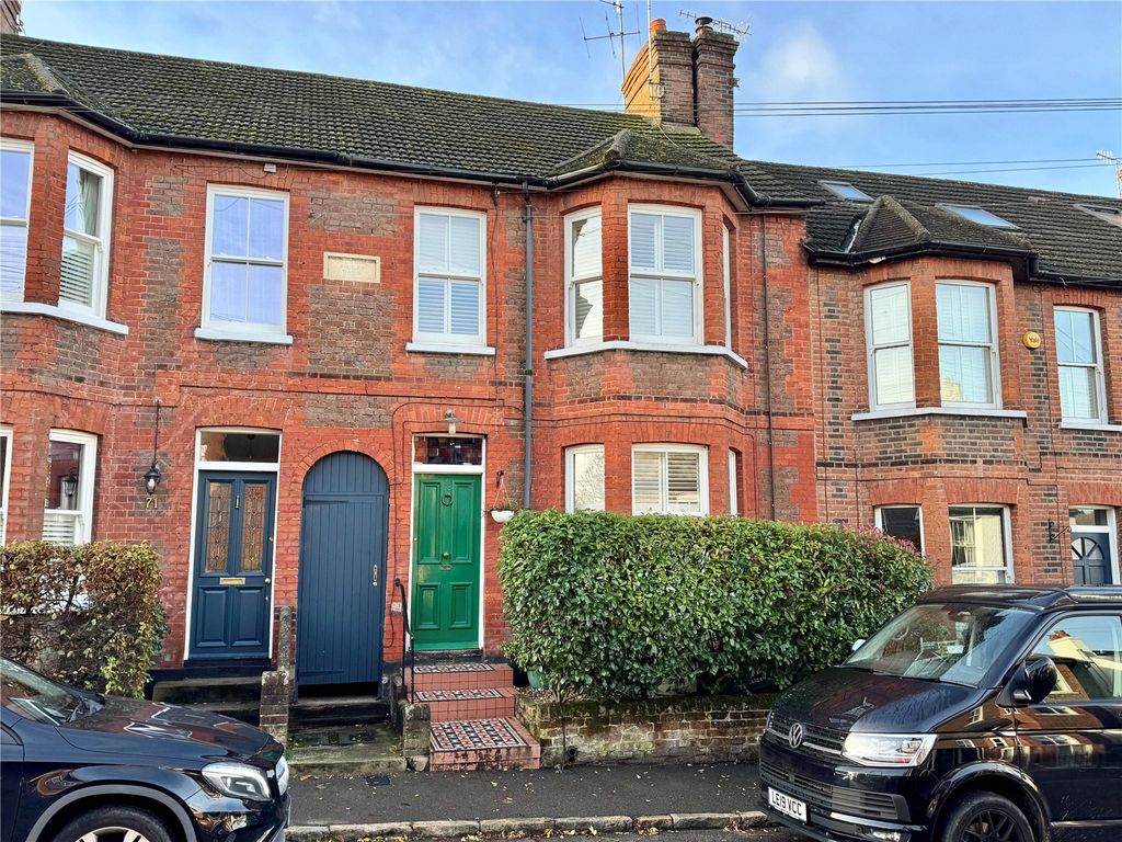 Property photo 1 of 20 Front