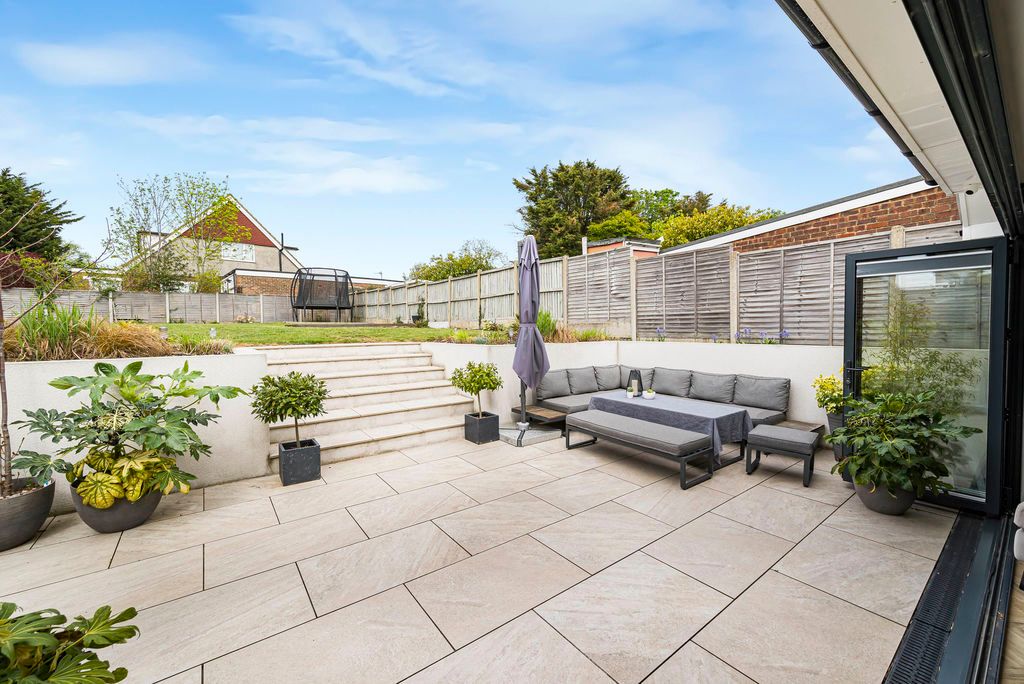 Property photo 3 of 42 Photo 43