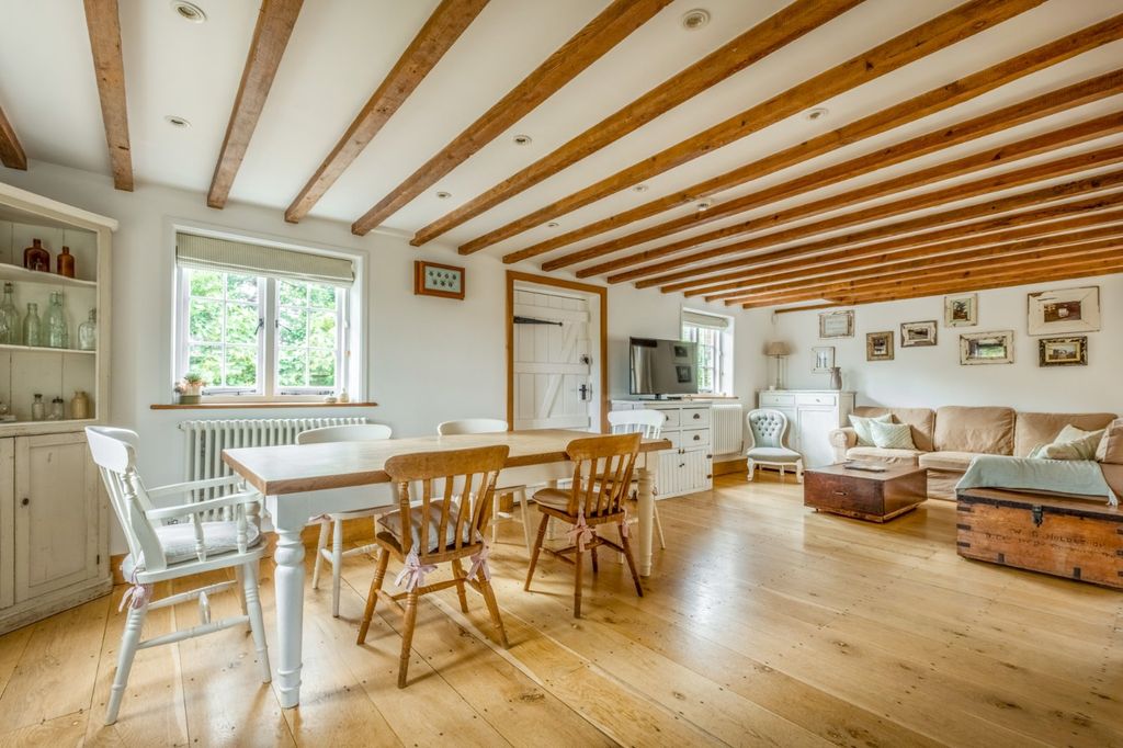 Property photo 3 of 23 Dining/Sitting Room