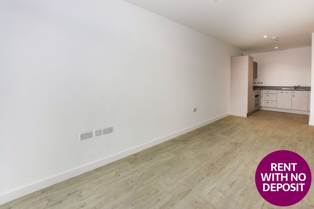 Property photo 2 of 17 Picture No. 28