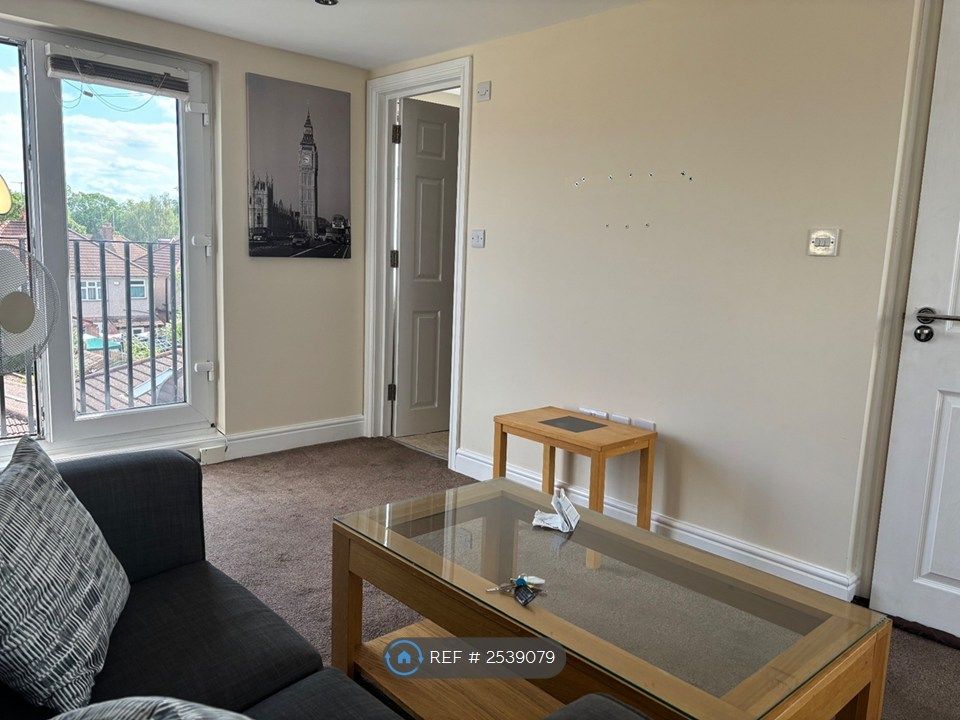 Property photo 3 of 5 Seating Area