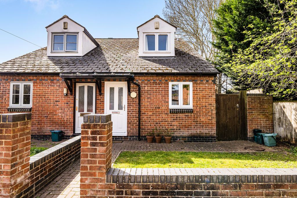 Property photo 1 of 10 Photo 10