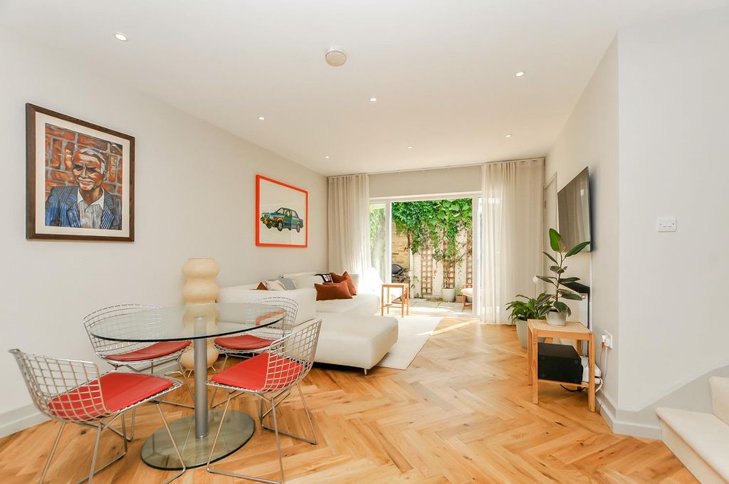 Property photo 1 of 17 8.Jpg
