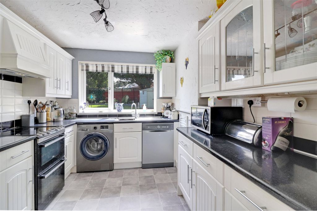 Property photo 3 of 12 Picture No. 04