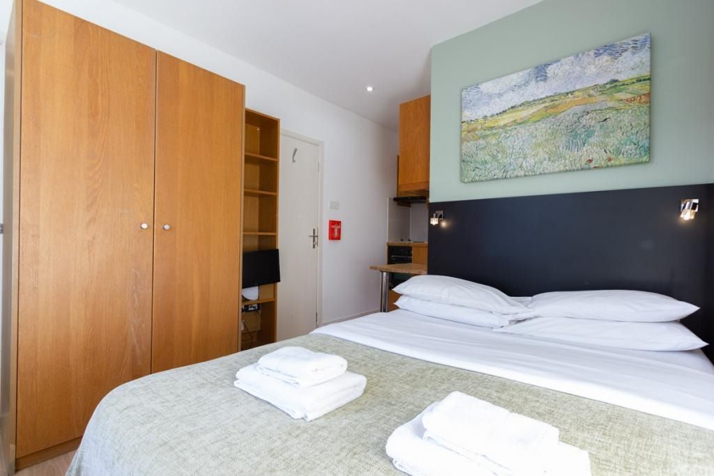 Property photo 3 of 6 4555532