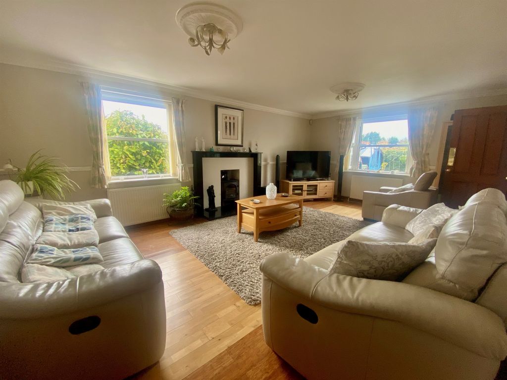 Property photo 3 of 24