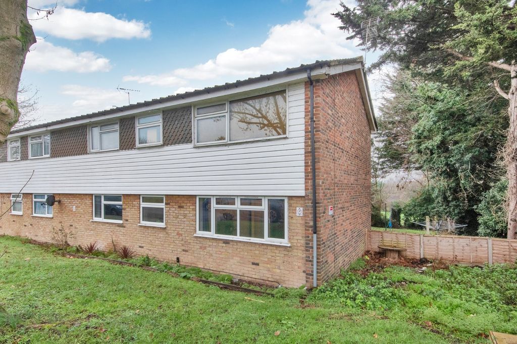 Property photo 1 of 9 External