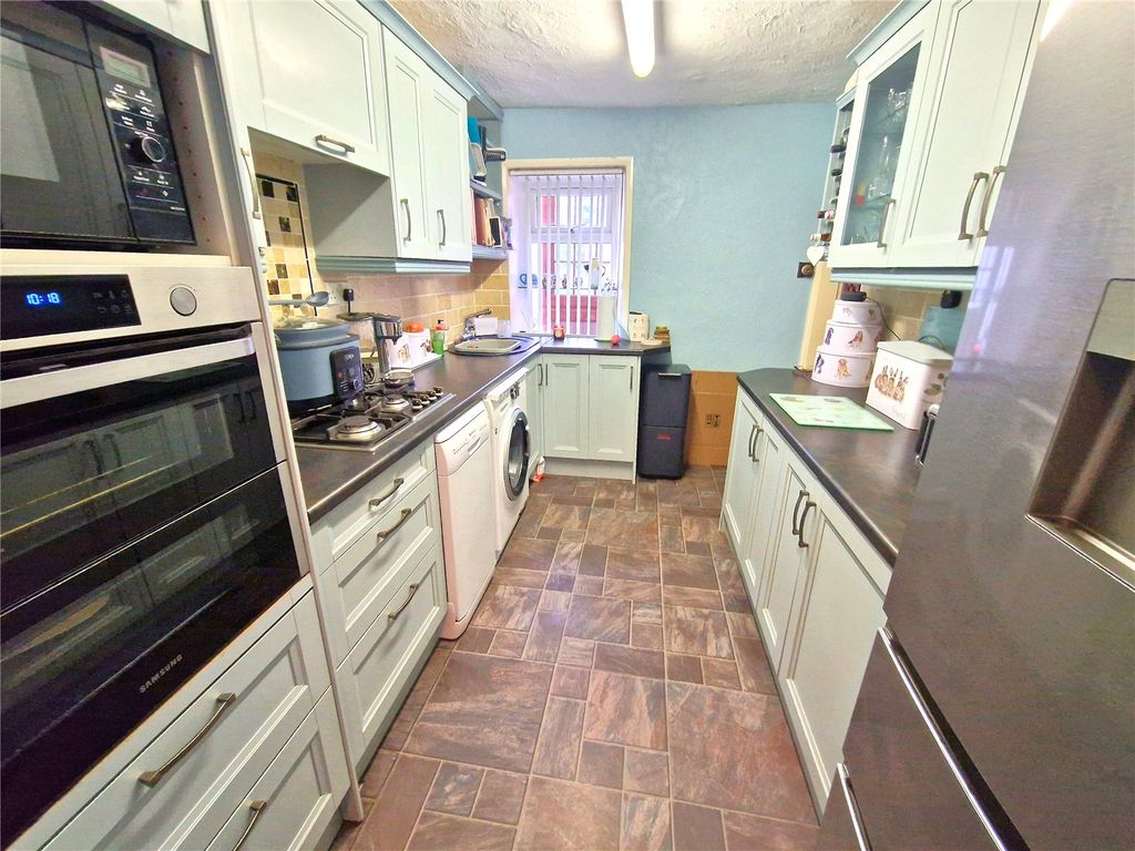 Property photo 2 of 11 Picture No. 07