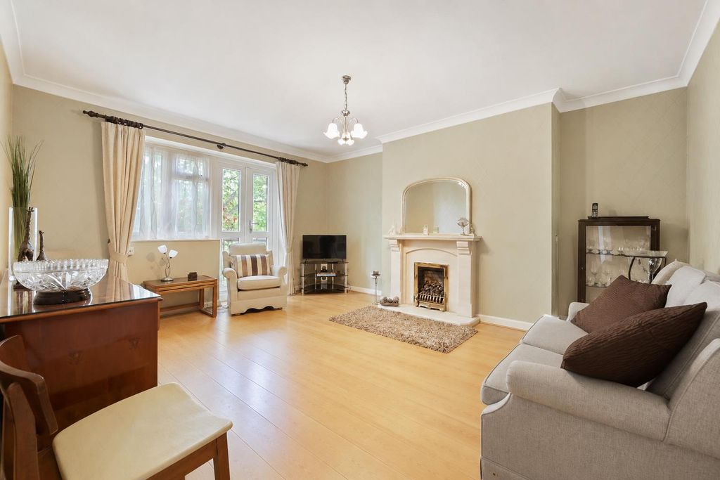 Property photo 1 of 14 1.Png