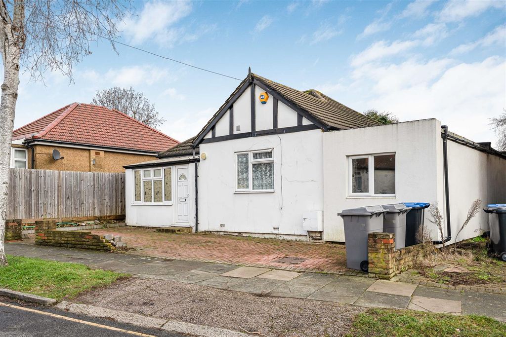 Property photo 1 of 16 18_72286.Jpg