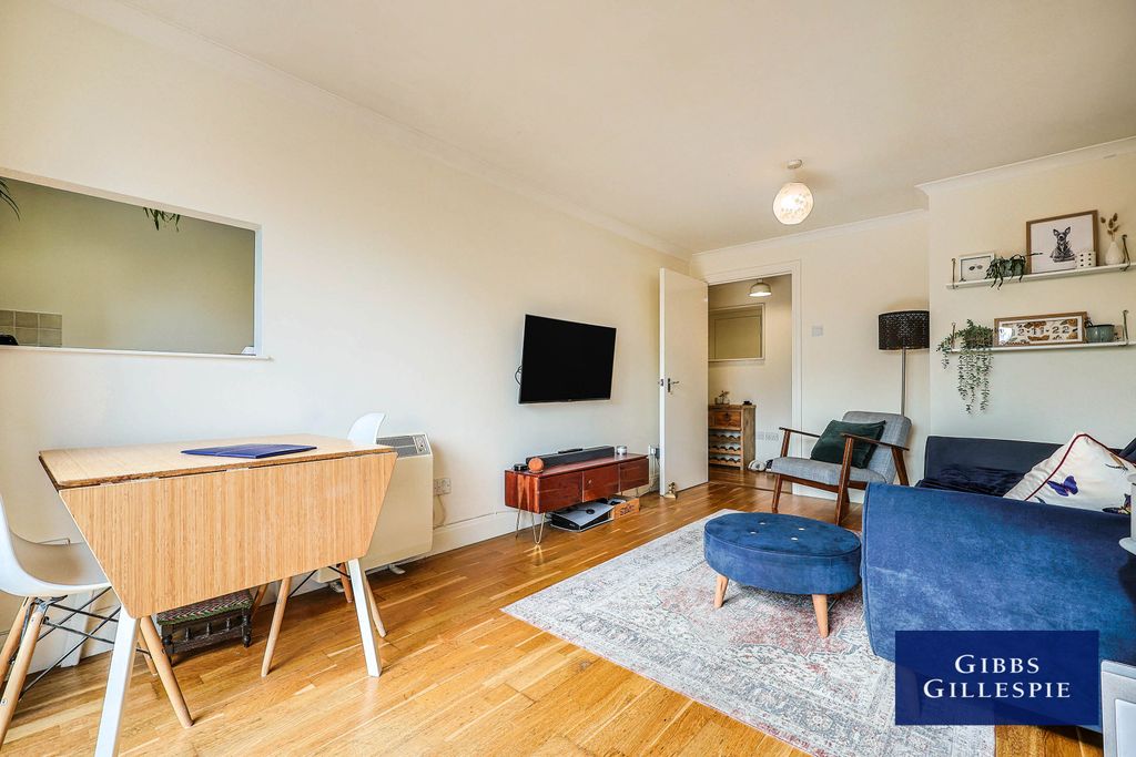 Property photo 2 of 13 2