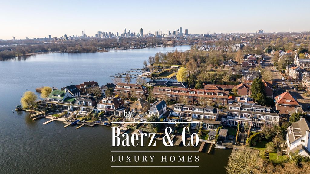 Property photo 1 of 92