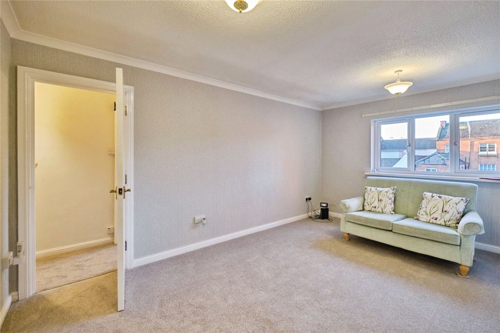 Property photo 3 of 22 Picture No. 18