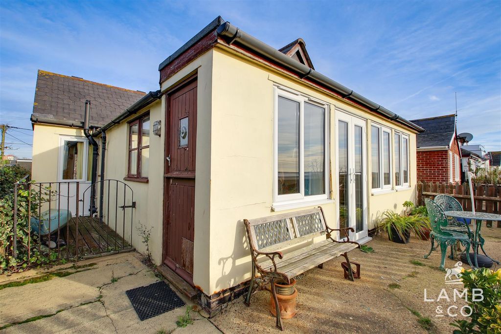 Property photo 1 of 20
