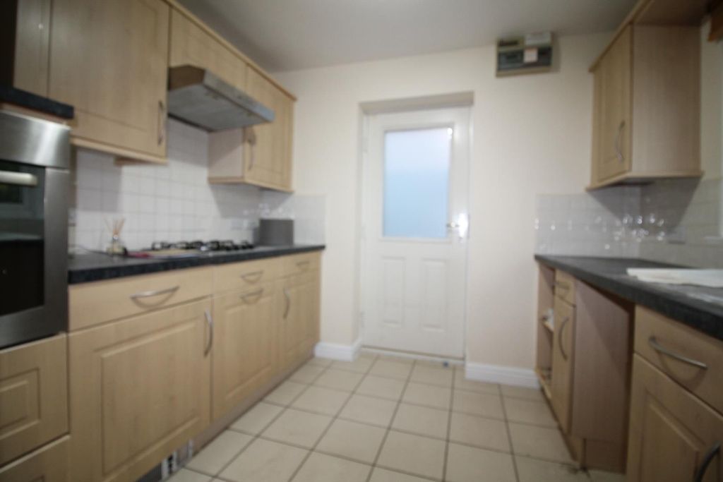 Property photo 3 of 12 Img_0936.Jpg