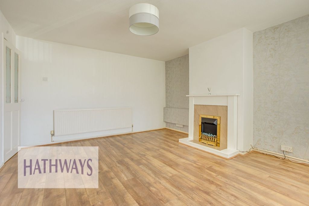 Property photo 2 of 29