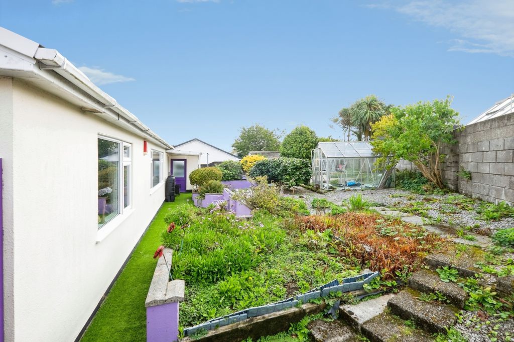 Property photo 3 of 20 Pbox-Img.Jpg