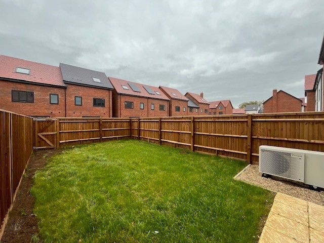 Property photo 3 of 4 Garden