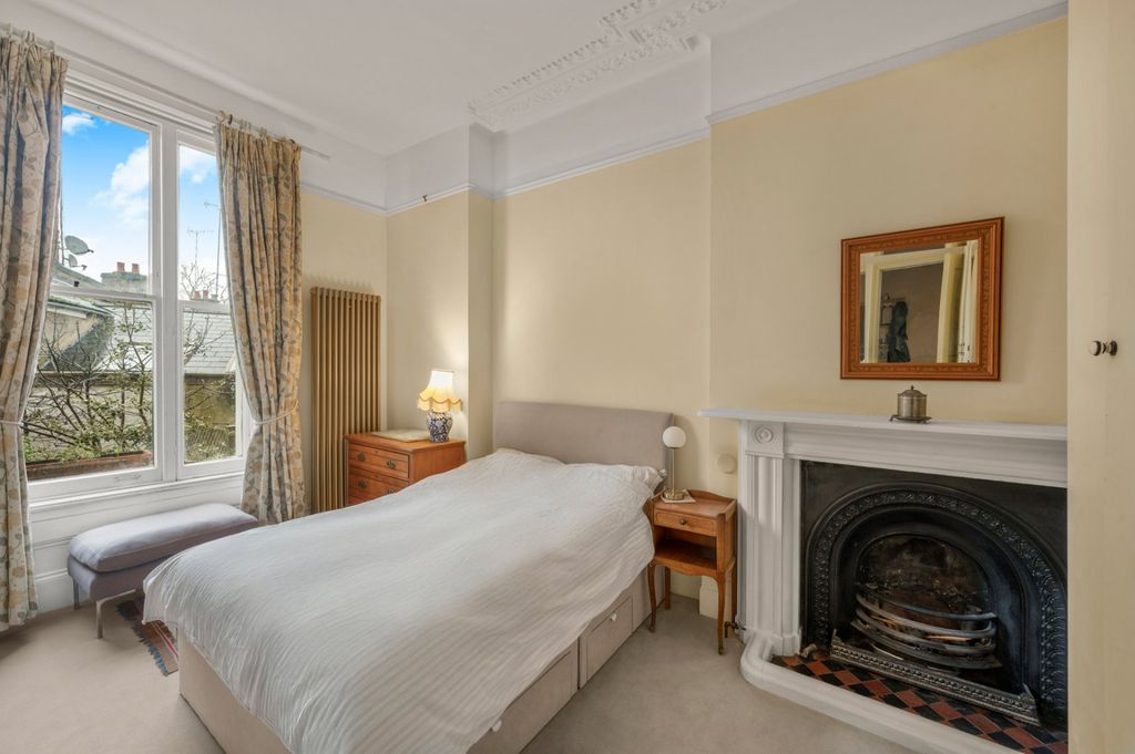 Property photo 3 of 15