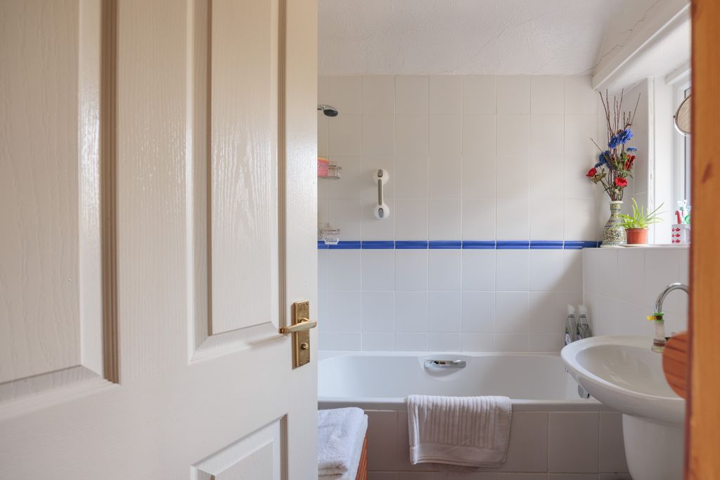 Additional image 10 of 2 bed detached house for saleKinloch, Blairgowrie PH10