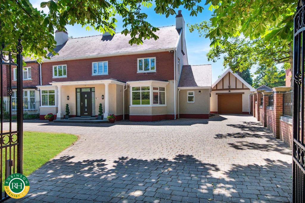 Property photo 1 of 34