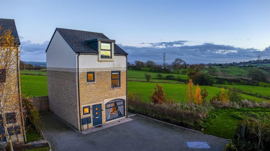 Property photo 1 of 47 External By Night