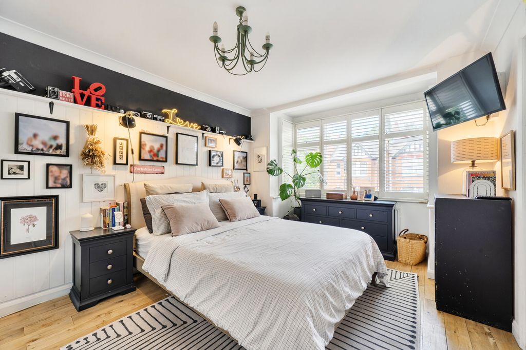 Property photo 3 of 18 24-6A54d03c1E31F-...