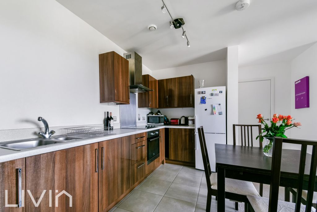 Property photo 3 of 11 Purley Way, 453, Flat 45-6