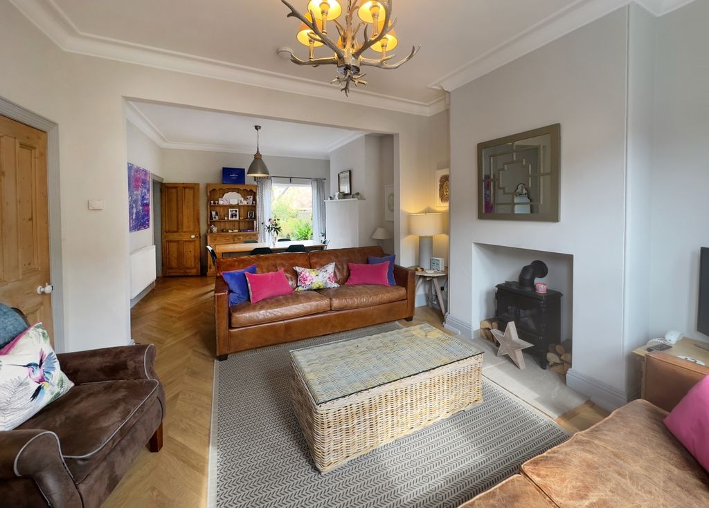 Property photo 1 of 36 Img_4089